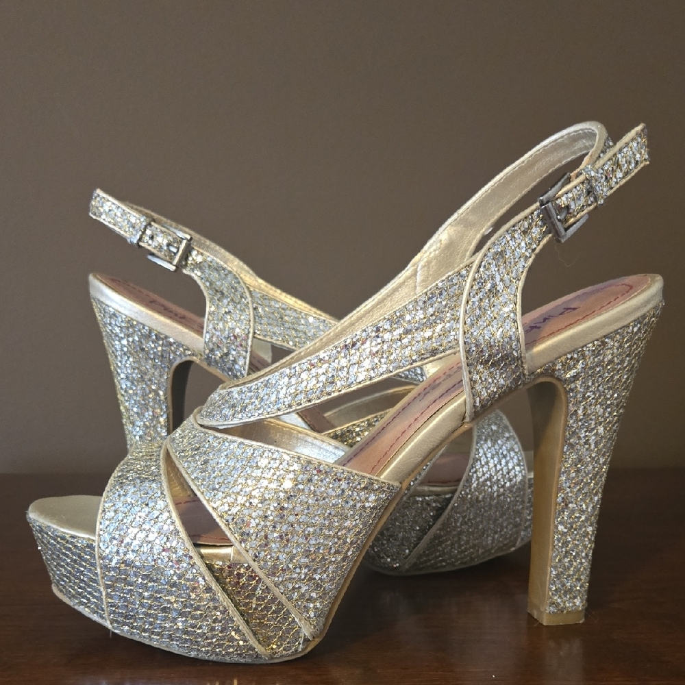 Pink & Pepper Gold Multi Texture Glitter Platform Slingback Heels Size 8.5 M